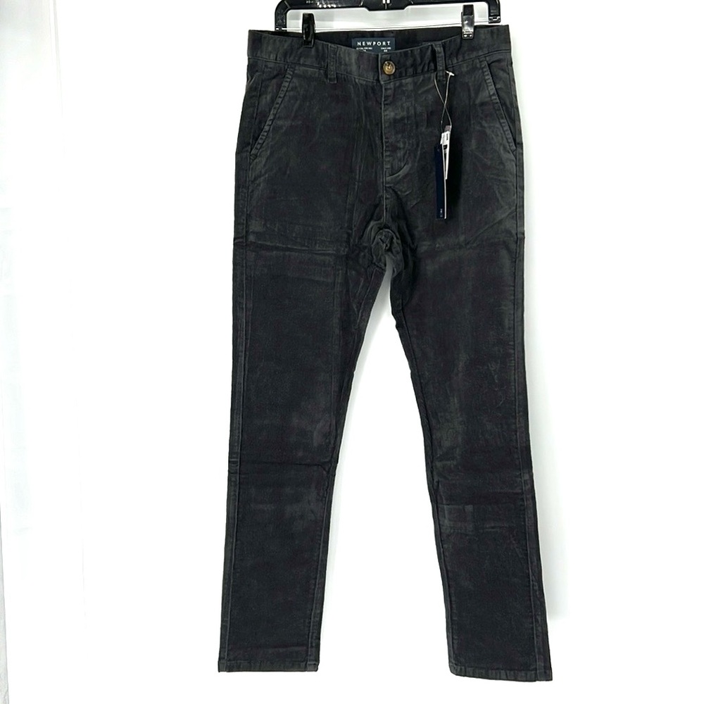 Newport NWT men’s slim fit corduroy pants 34X31